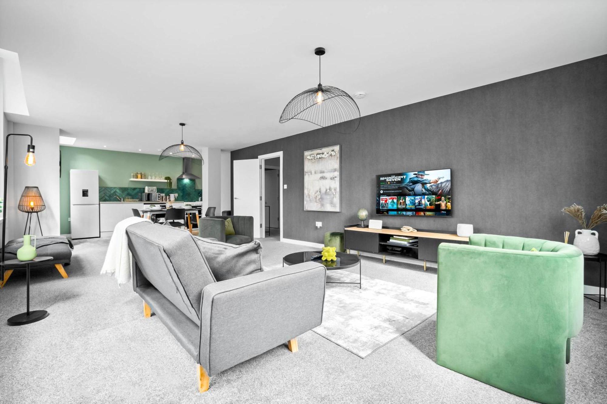 Luxury Apartment - Secure Parking - Gated Development - Near Jq & Birmingham City Centre 6Sh エクステリア 写真